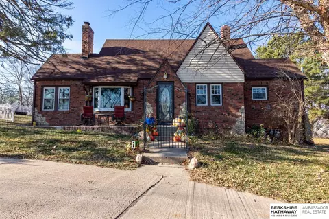 713 Hazel St, Louisville, NE 68037