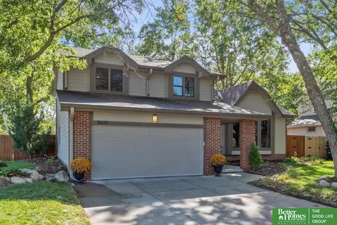 15615 Jackson Dr, Omaha, NE 68118