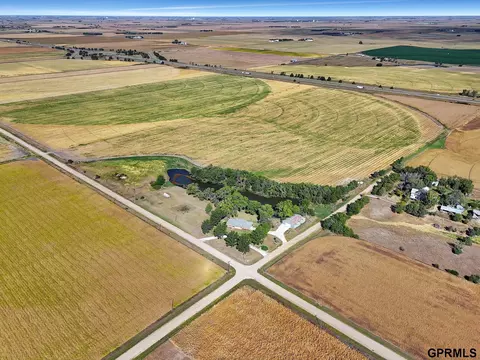 903 406 Rd, Beaver Crossing, NE 68313
