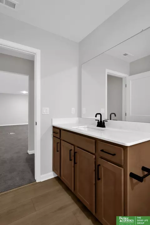 17612 Willit St, Bennington, NE 68007 photo 39