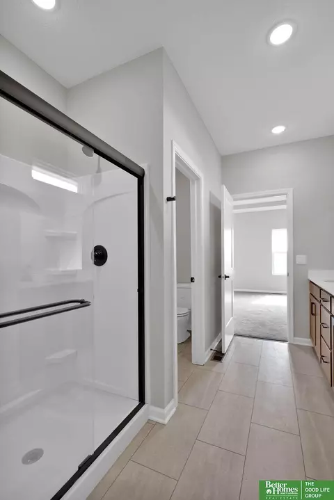17612 Willit St, Bennington, NE 68007 photo 28