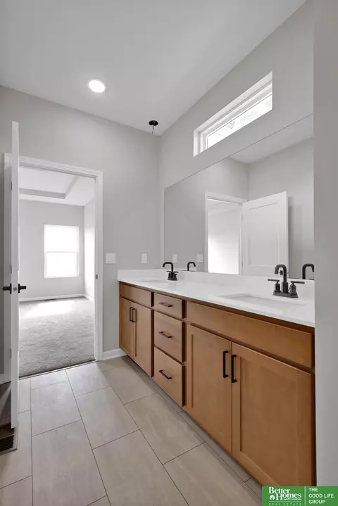 17612 Willit St, Bennington, NE 68007 photo 27
