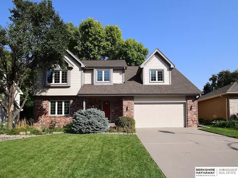 14924 Hawthorne Ave, Omaha, NE 68154