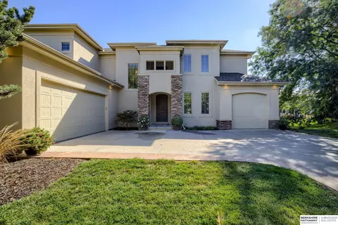 1025 S Hws Cleveland Blvd, Omaha, NE 68022