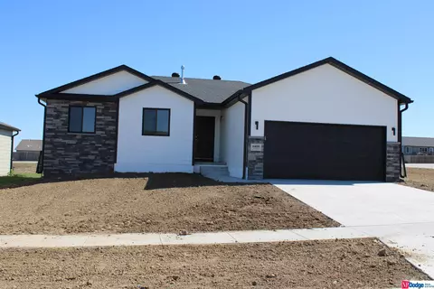 6400 N 13 Ct, Lincoln, NE 68521