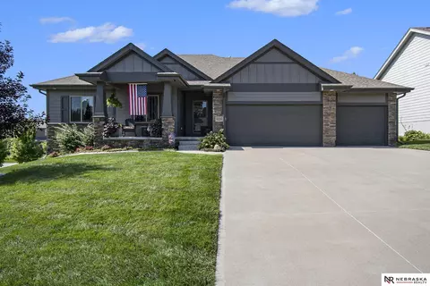 6226 S 193rd St, Omaha, NE 68135