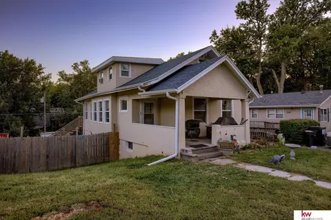 1013 1st Ave, Plattsmouth, NE 68048