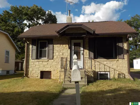 3528 A St, Lincoln, NE 68510