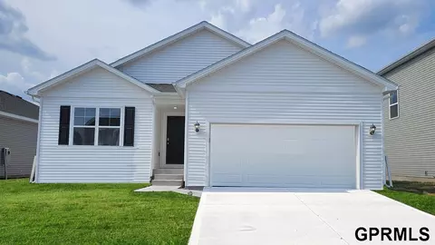 12709 S 205th St, Gretna, NE 68028