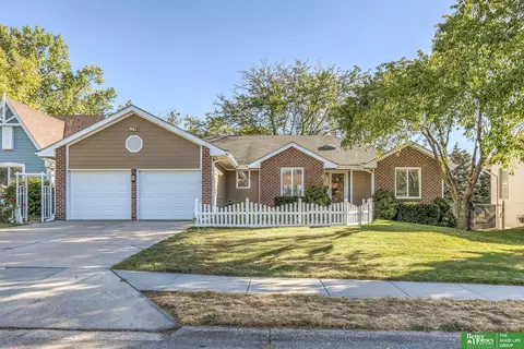 14153 Frances St, Omaha, NE 68144