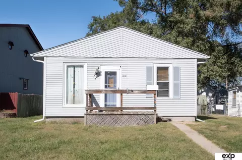 1310 Avenue E, Council Bluffs, IA 51501