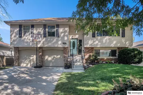 11420 Frederick St, Omaha, NE 68144