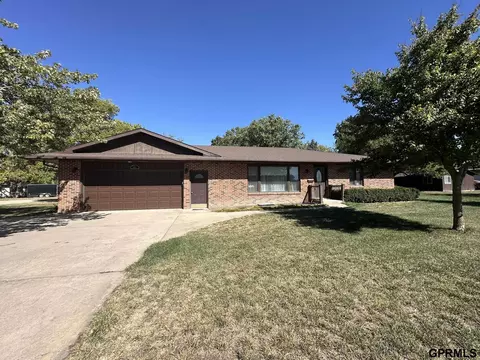 301 E Sumner St, Western, NE 68464 photo 14