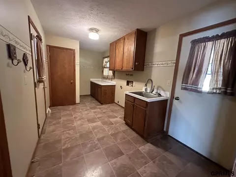 301 E Sumner St, Western, NE 68464 photo 30
