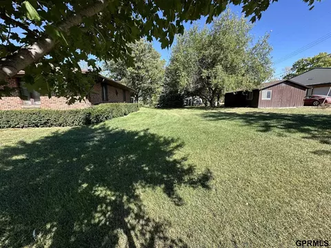 301 E Sumner St, Western, NE 68464 photo 3
