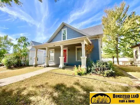 1205 F St, Fairbury, NE 68352
