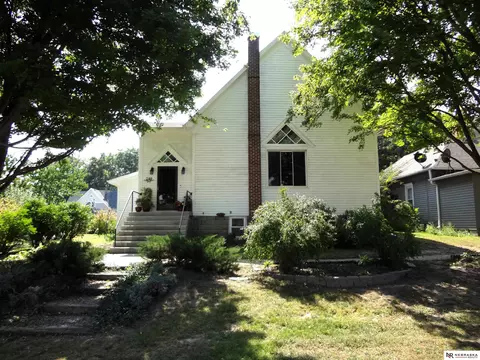 240 2nd St, Morse Bluff, NE 68648