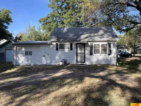 1525 N H St, Fremont, NE 68025