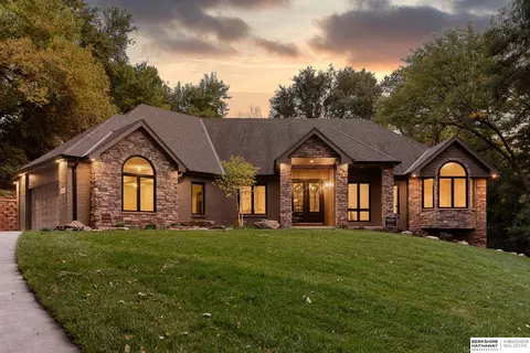22027 Riverside Dr, Elkhorn, NE 68022