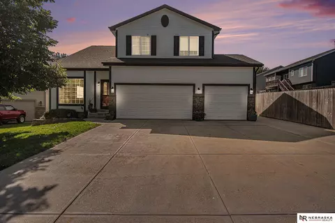 6708 S 187th Ave, Omaha, NE 68135