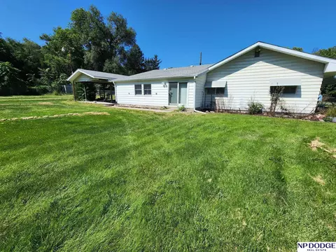 4558 N 18th St, Omaha, NE 68110