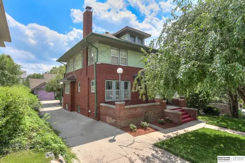 5107 Nicholas St, Omaha, NE 68132