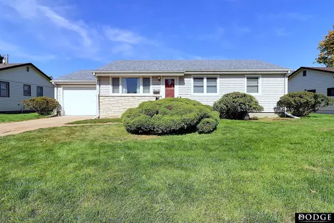 1450 E 20th St, Fremont, NE 68025