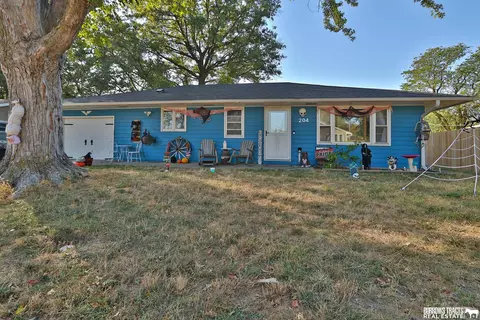 204 E Church St, Cook, NE 68329