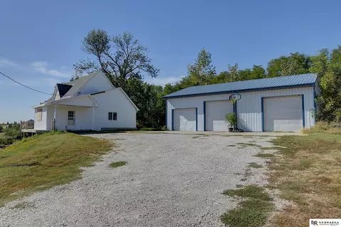 13180 County Road 38, Bennington, NE 68007