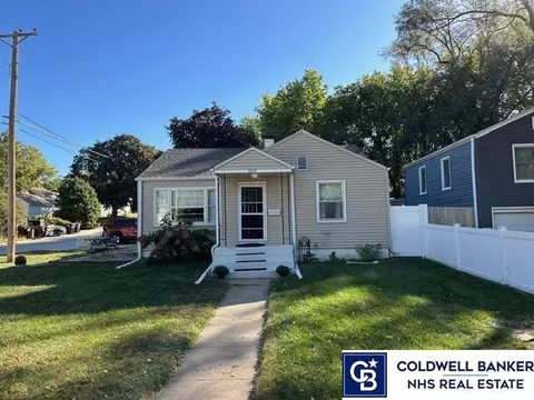 2047 N 64 St, Omaha, NE 68104