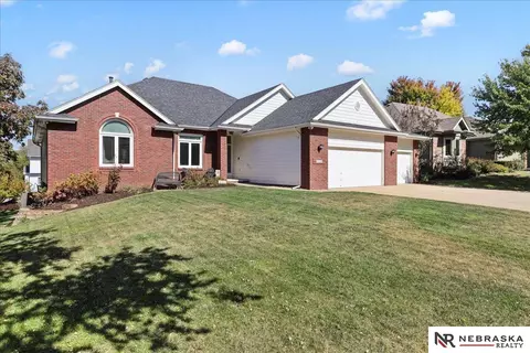5549 N 140th St, Omaha, NE 68164