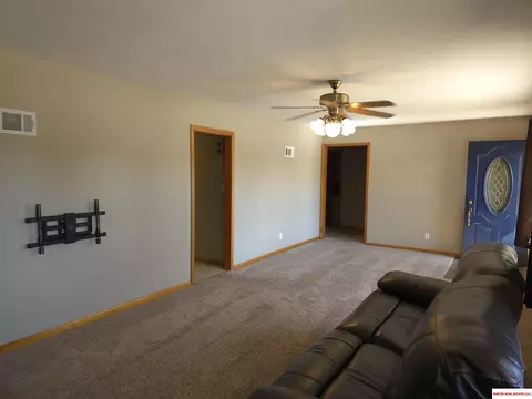 1704 Washington St, Beatrice, NE 68310 photo 6