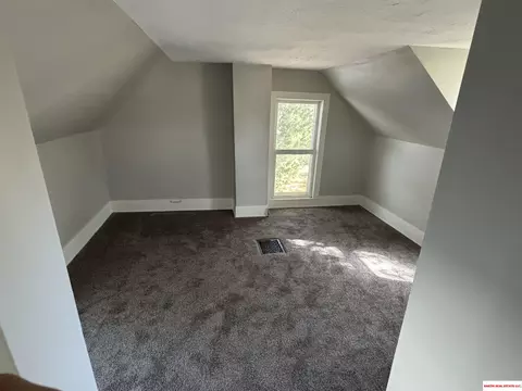 Bedroom - 714 N 7th St, Beatrice, NE 68310 photo 3 of 3
