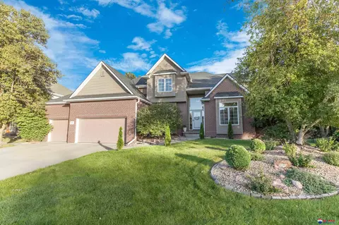 7611 Stevens Ridge Rd, Lincoln, NE 68516