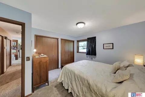 Bedroom - 1613 N 4th Rd, Eagle, NE 68347 photo 2 of 5