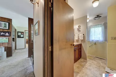 Entry Way - 1613 N 4th Rd, Eagle, NE 68347 photo 2 of 6