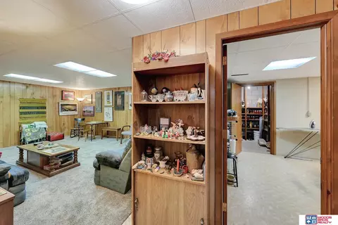 Entry Way - 1613 N 4th Rd, Eagle, NE 68347 photo 4 of 6
