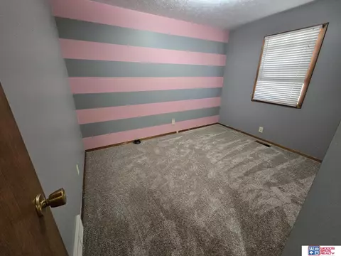 Bedroom - 2121 Garfield St, Beatrice, NE 68310 photo 3 of 4