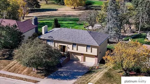 3932 N 95 St, Omaha, NE 68134