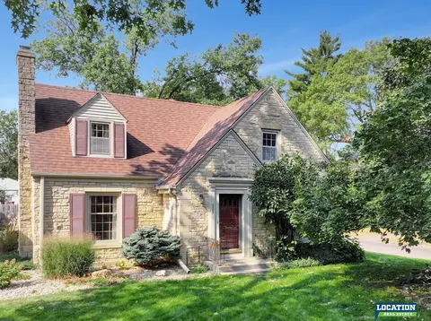 3303 S 29 St, Lincoln, NE 68502