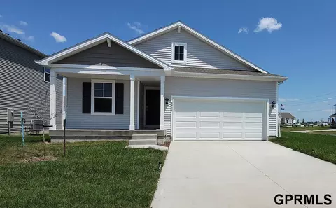 12659 S 204th Ave, Gretna, NE 68028