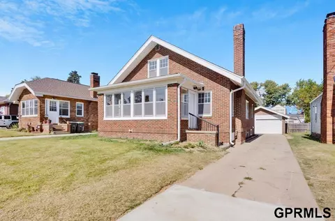 2866 Read St, Omaha, NE 68112