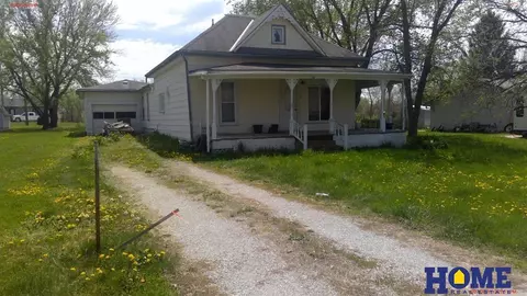 208 E D St, Elmwood, NE 68349