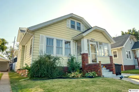 3129 N 48th St, Omaha, NE 68104
