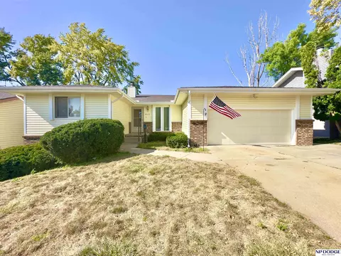 6322 S 109 St, Omaha, NE 68137