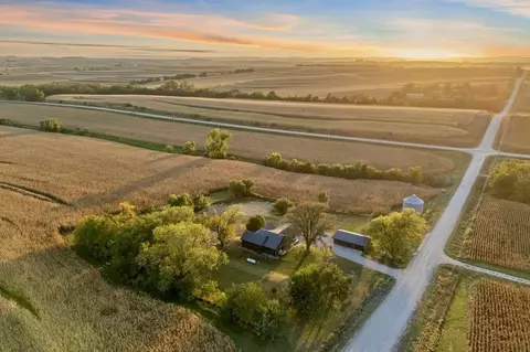 30135 Dogwood Rd, Treynor, IA 51575