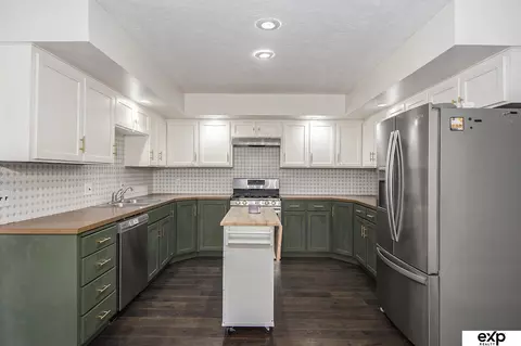 Kitchen - 1707 Childs Rd E, Bellevue, NE 68005 photo 1 of 1