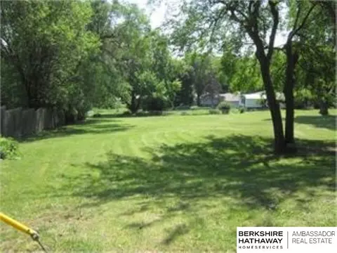 2513 N 81 St, Omaha, NE 68134