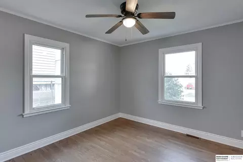 5829 Elm St, Omaha, NE 68106 photo 29