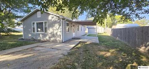 609 S Cedar St, Mead, NE 68041